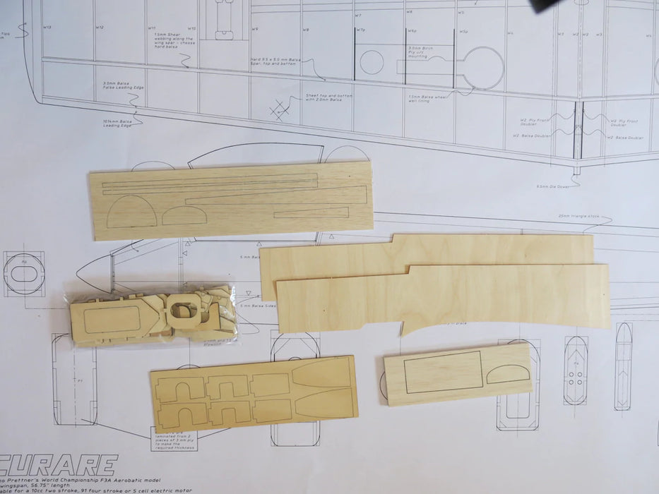 slowflyer - Hangaronekits Curare 64" Balsa Modelle 